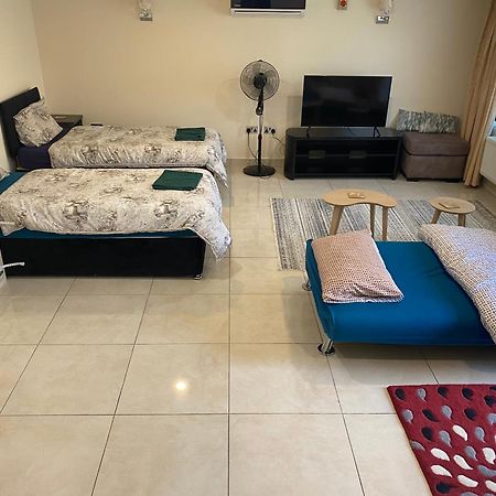 Studio Flat Gants Hill With Free Parking Redbridge Dış mekan fotoğraf